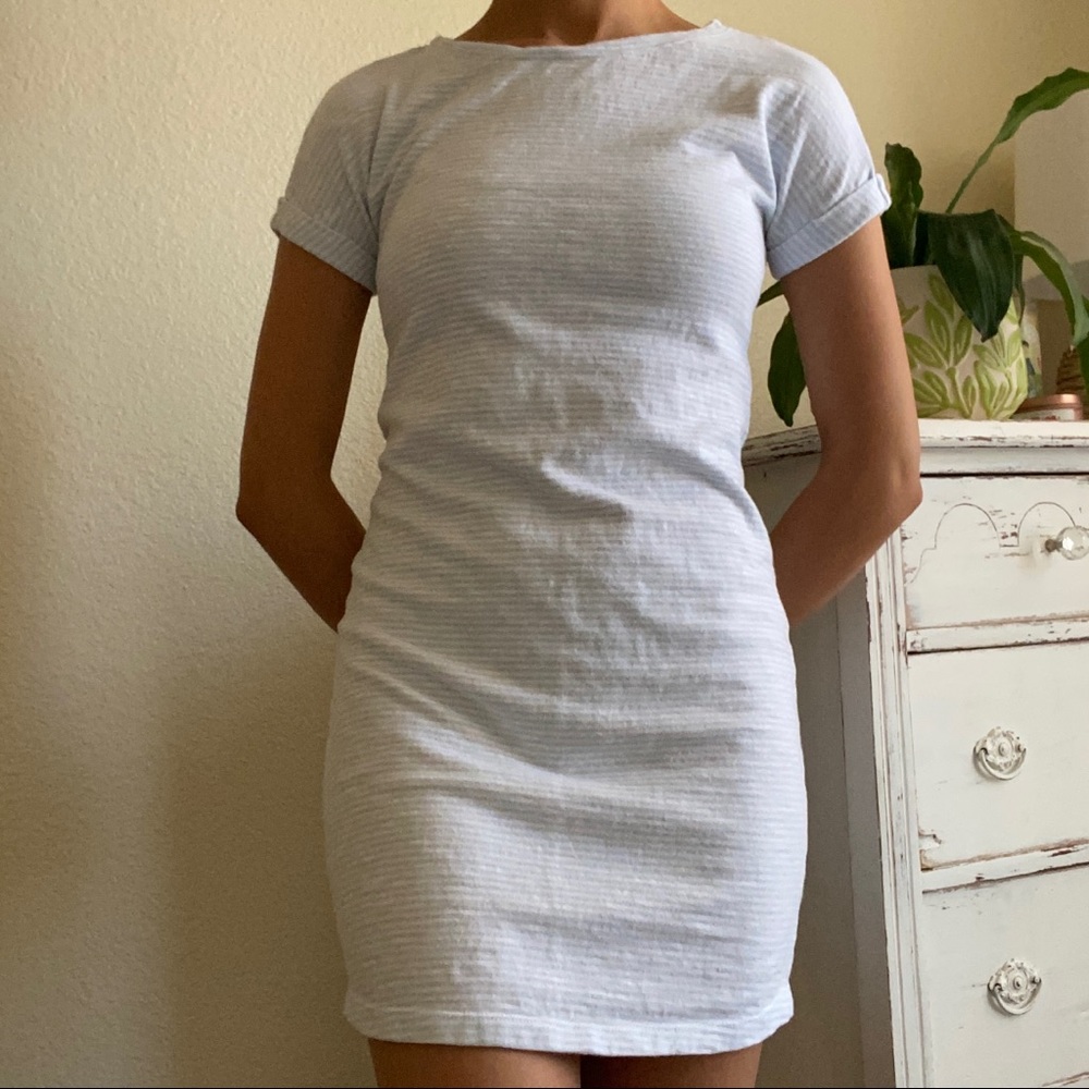 VINTAGE DRESS